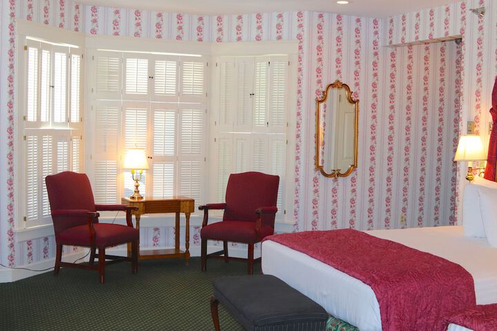 Room 74 of 113