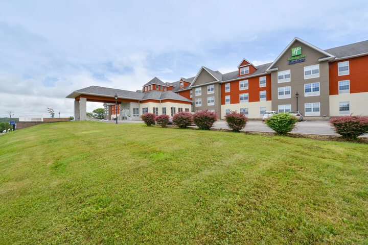 Hotel 3 of 55