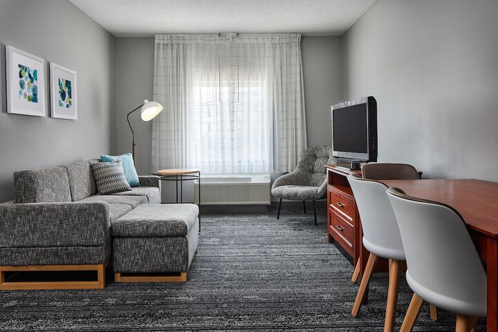 Room 32 of 55