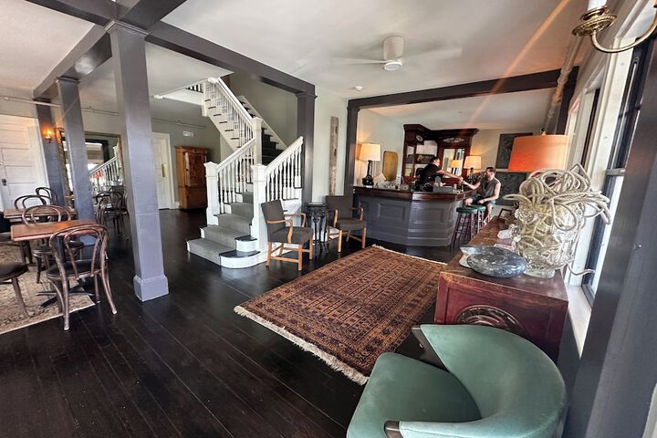 Hotel Interior 16 of 167
