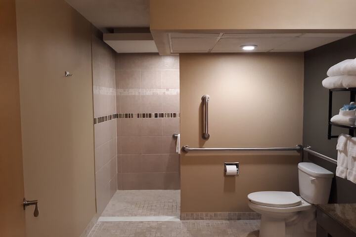 Room 51 of 71