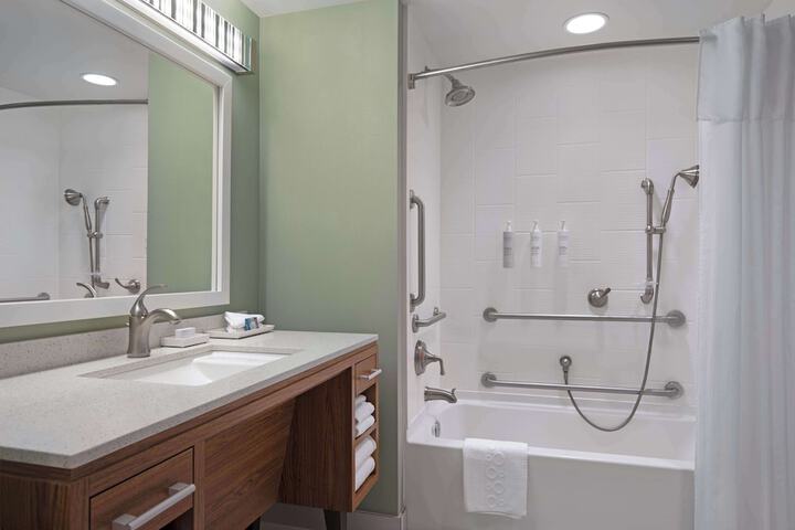 Home2 Suites by Hilton Joliet / Plainfield
