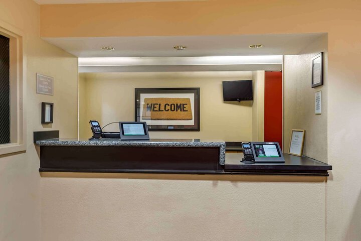 Hotel Interior 9 of 29