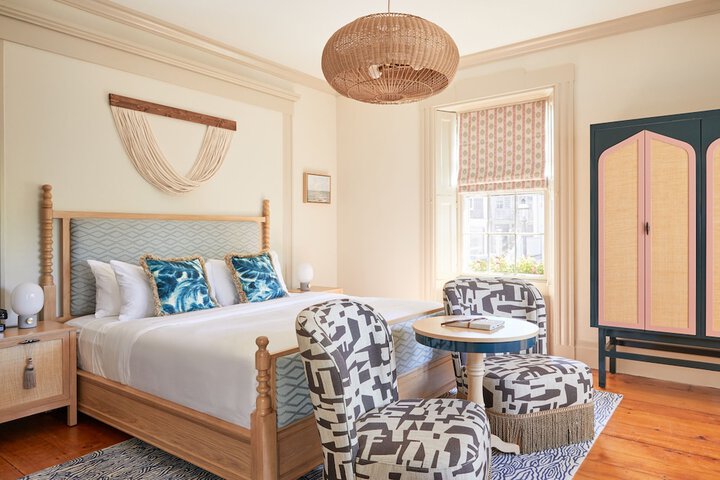 Faraway Nantucket