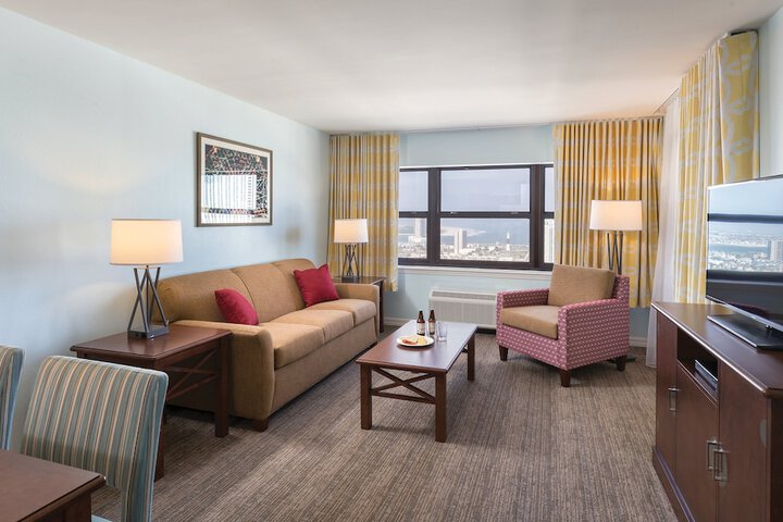 Room 47 of 75