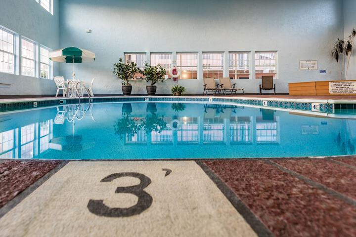 Pool 16 of 55