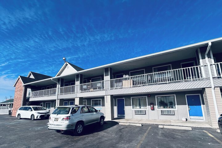 Residential Suites Blue Springs by Hotel O I 70