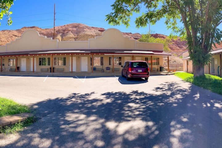 Hotel 4 of 43