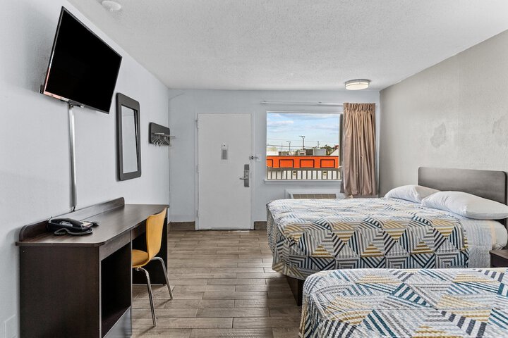 Room 50 of 60