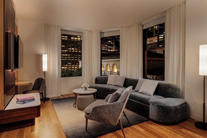 Room 34 of 54