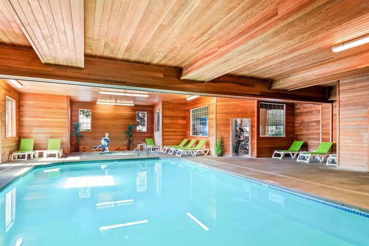 Comfort Suites Linn County