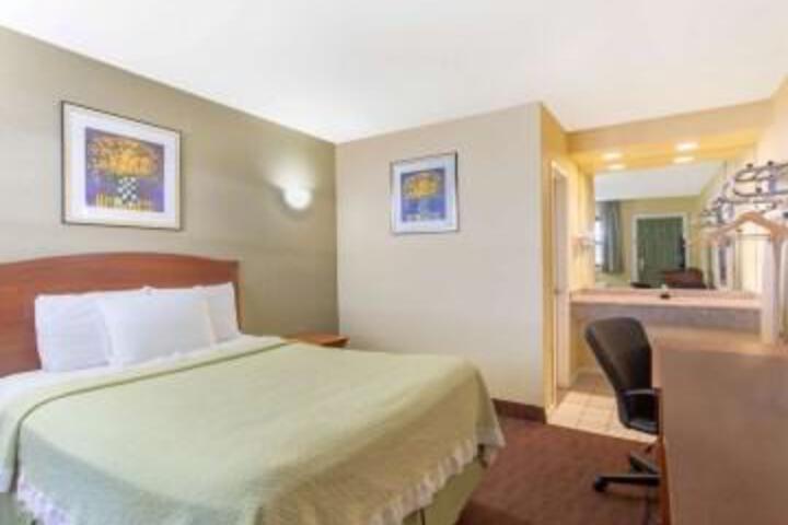 Travelodge Elmsford