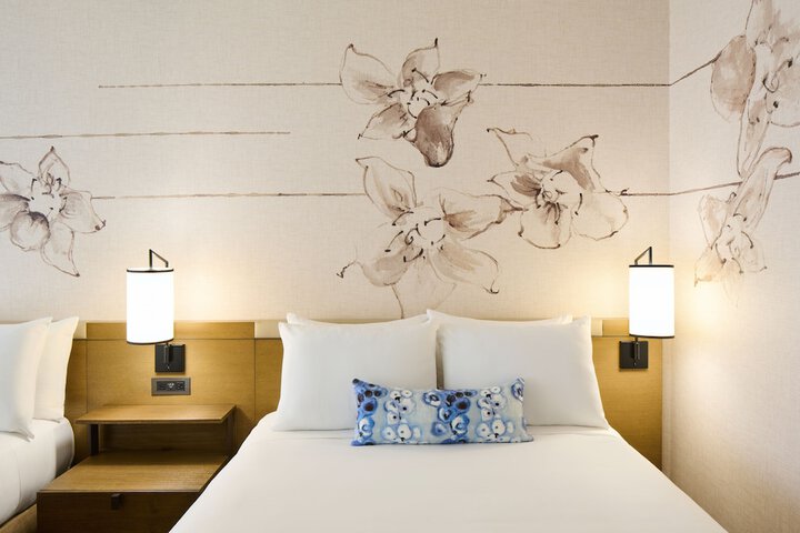 Room 46 of 89