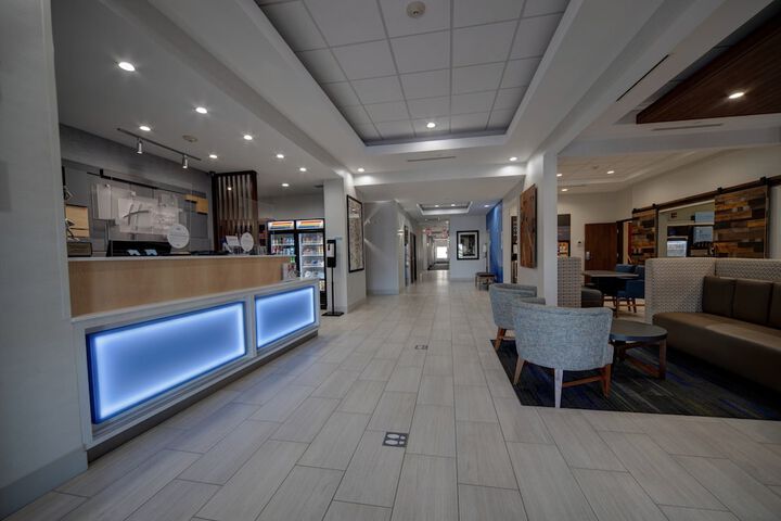 Hotel 2 of 27