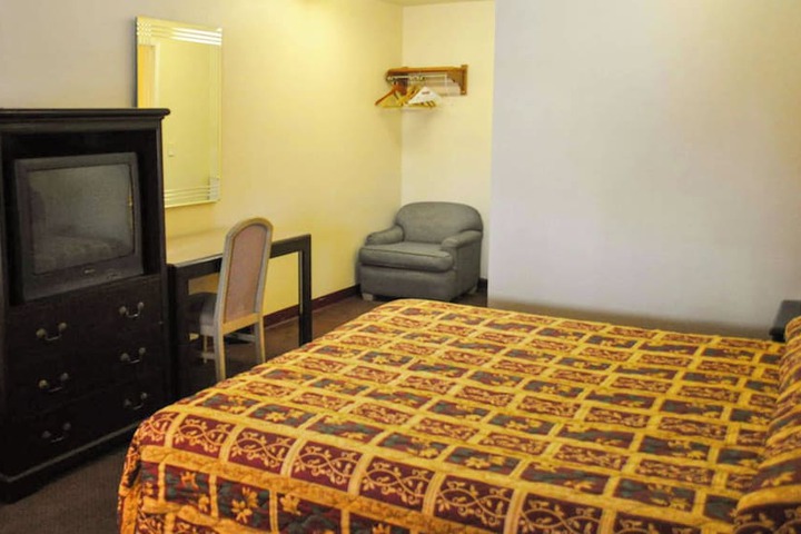 California Suites Motel