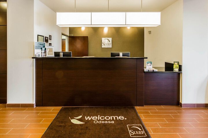 Hotel Interior 11 of 40