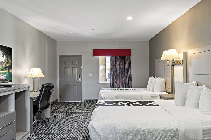 Room 30 of 51