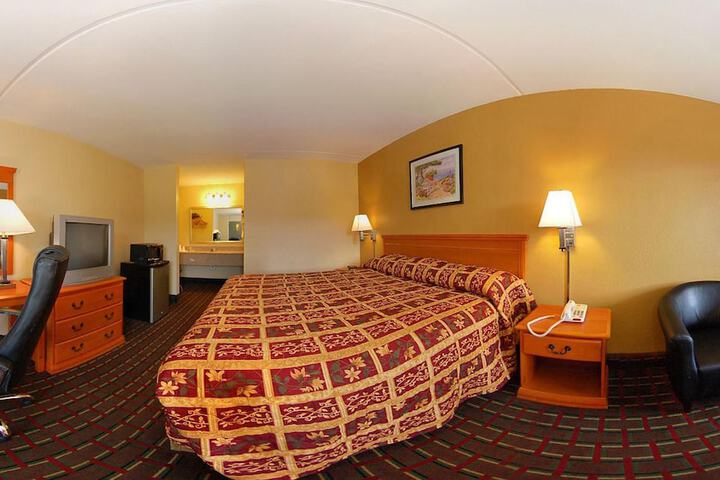 Room 16 of 21