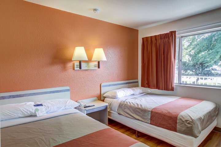 Motel 6 Grants Pass OR
