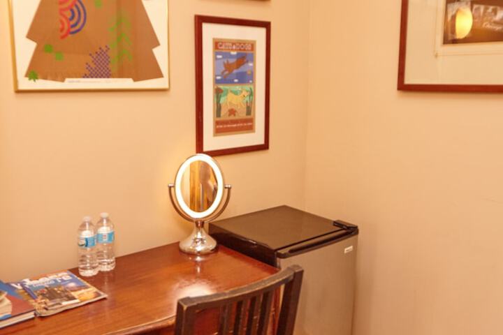 Room 18 of 55