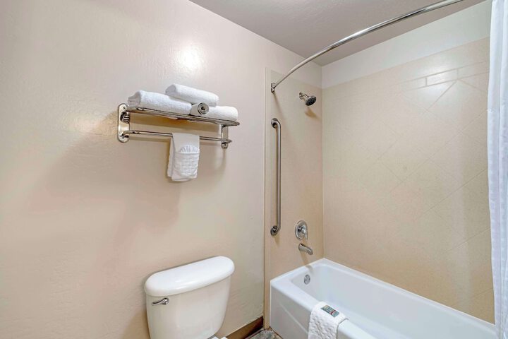 Room 19 of 30