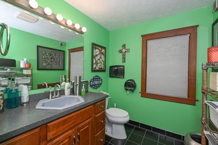 Room 184 of 276
