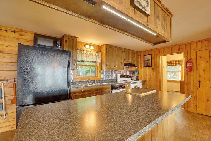 Lake Champlain Vacation Rental With Boat Dock!