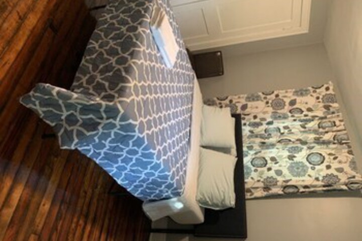 Pontiac Guest House