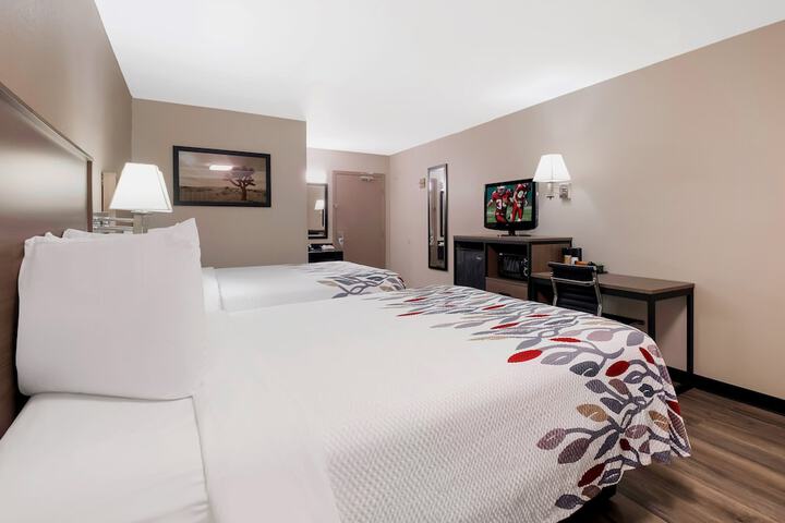 Room 15 of 38