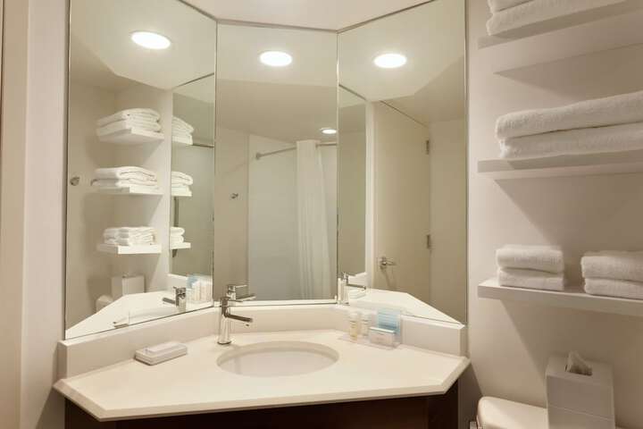 Hampton Inn & Suites Springdale