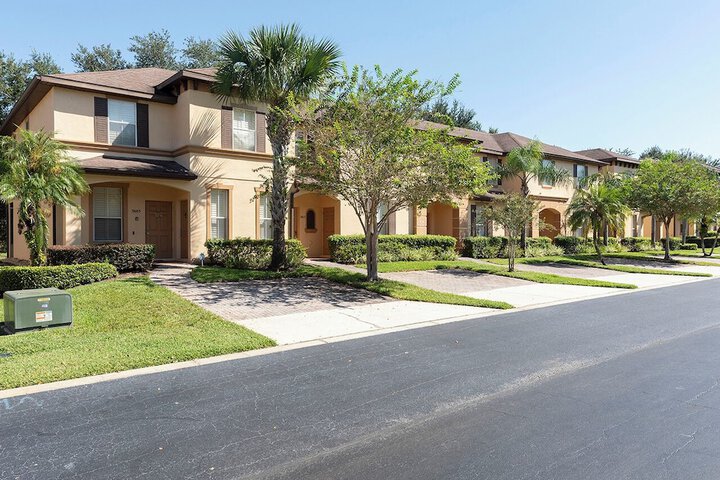 Villas at Regal Palms