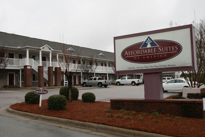 Hotel 2 of 27
