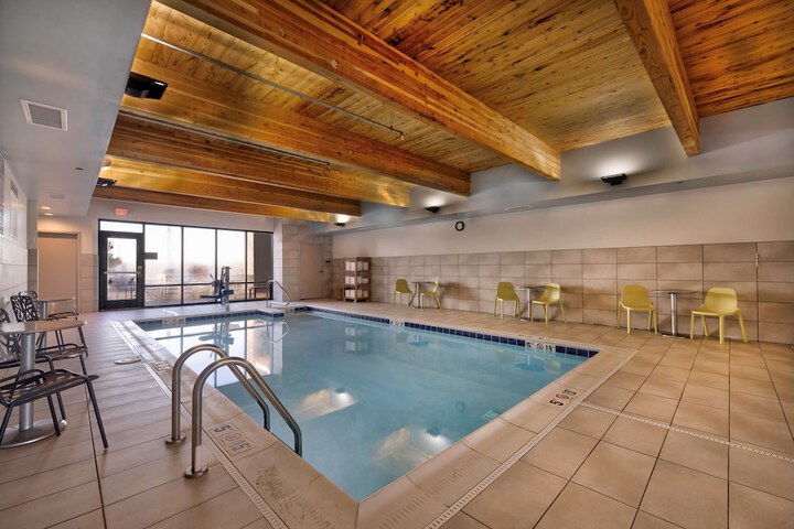 Pool 10 of 45