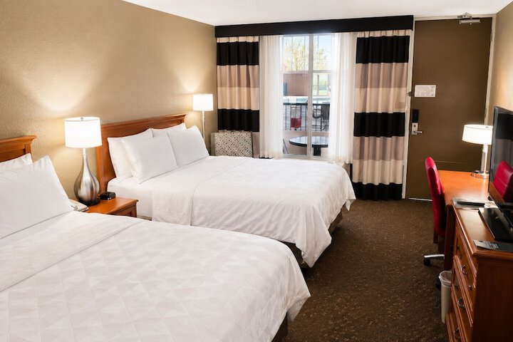 Alexandria Hotel & Conference Center
