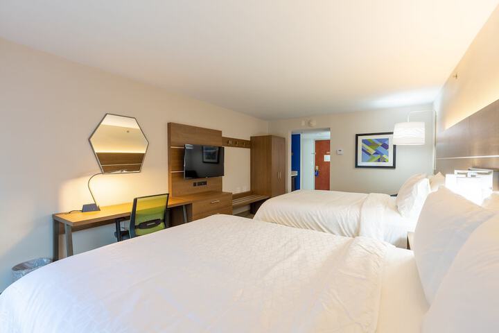 Room 17 of 53