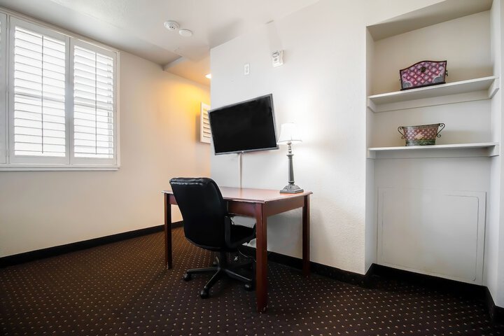 Room 17 of 55