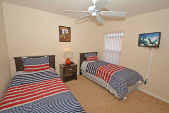 Rent a Villa Eagle Management Davenport