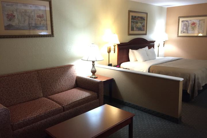 Room 14 of 39