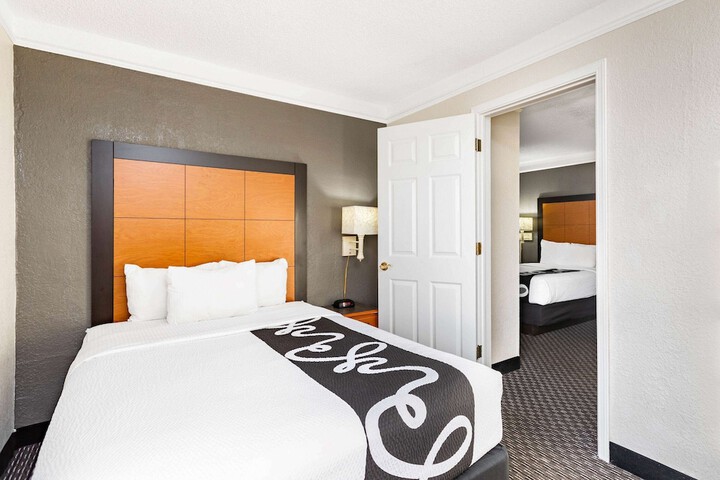Room 21 of 23