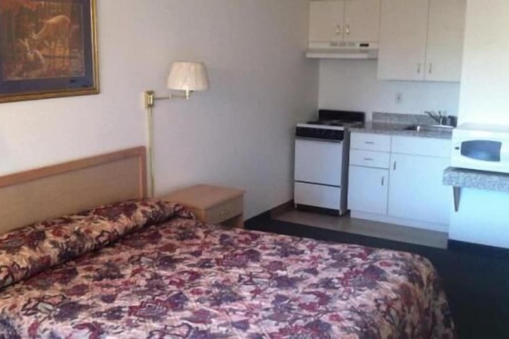 Room 19 of 41