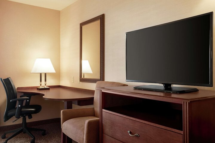 Room 19 of 41
