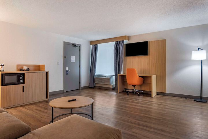 Room 29 of 46