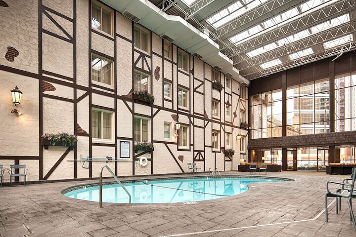 Pool 4 of 27