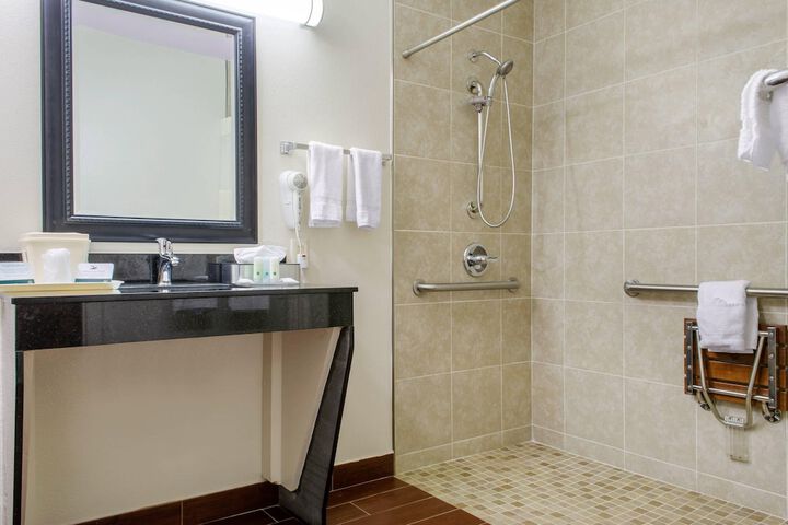 Quality Inn McComb
