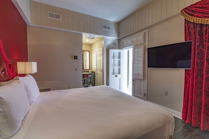 Room 25 of 45
