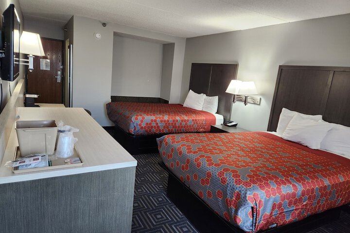 Room 14 of 22