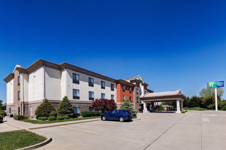Hotel 3 of 61