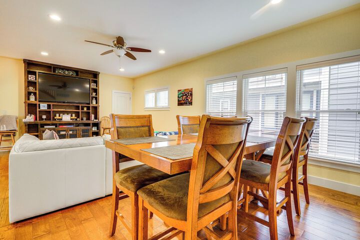 Spacious South Bend Home - Walk to Notre Dame!