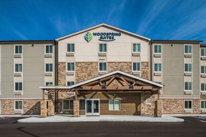 Hotel 3 of 32
