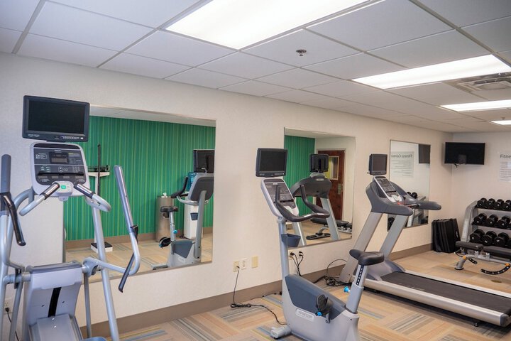 Holiday Inn Express & Suites Greenville Airport by IHG
